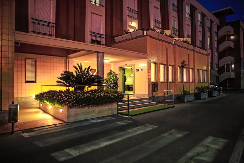 Hotel Quadrifoglio Cagliari Exterior foto